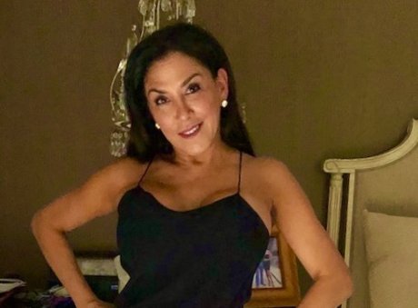 Nacktes geleaktes OnlyFans-Foto von Mrs Fit And Hard Over 50