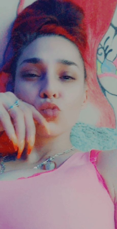 Nacktes geleaktes OnlyFans-Foto von Thee Throatgmrscumbustable