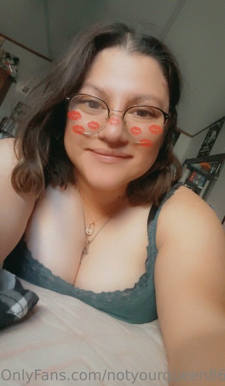 Notyourqueen86