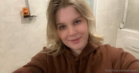 Alicee11