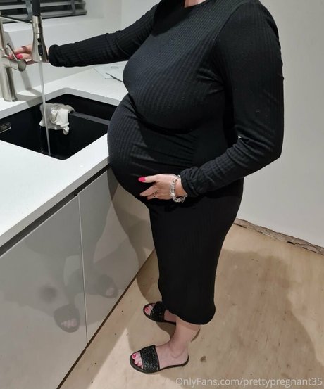 Prettypregnant35