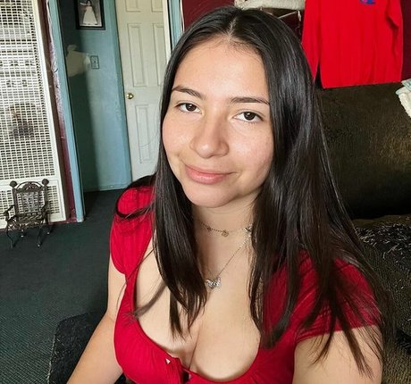 Nacktes geleaktes OnlyFans-Foto von Kmami69