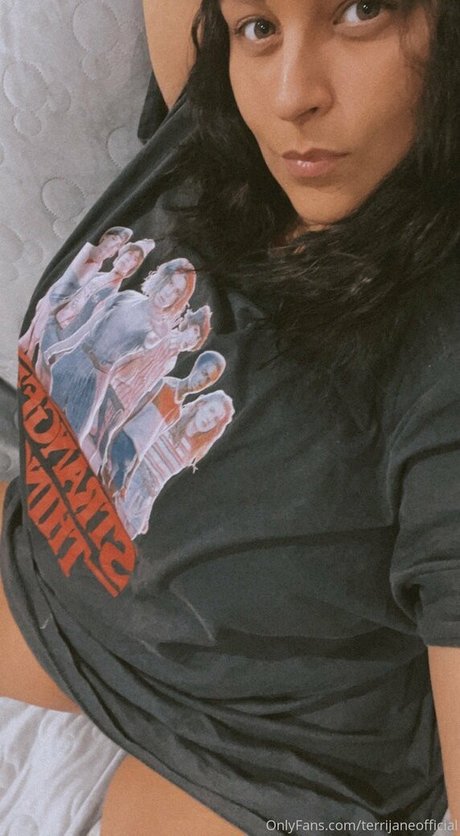 Terrijaneofficial