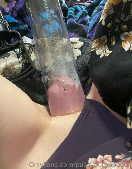 Pussypumppeach