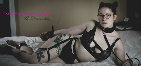 Nacktes geleaktes OnlyFans-Foto von Thesluttybraniac