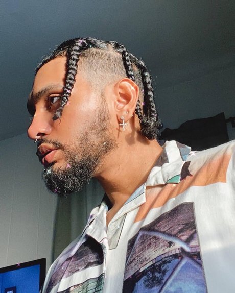 Nacktes geleaktes OnlyFans-Foto von Omy