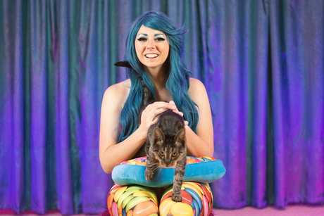 Leaping Lizard  Living In Paradise