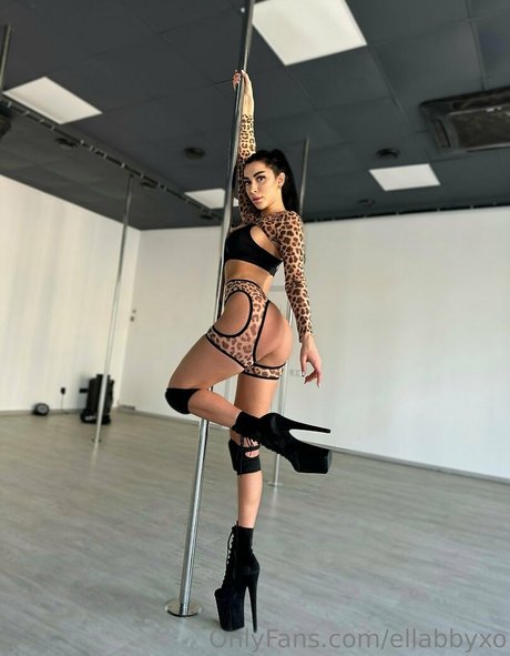 Ellabbyxo