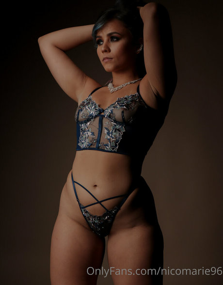 Nicomarie96