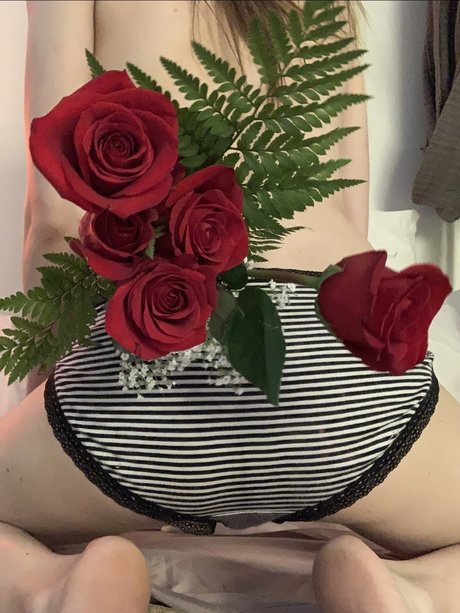 Nacktes geleaktes OnlyFans-Foto von Codi Coyote