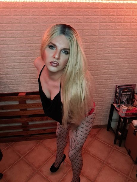 Ruth Enar  Free Onlyfans