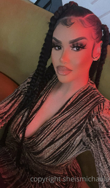 Sheismichaela