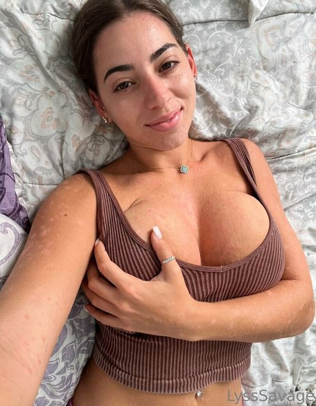 Nacktes geleaktes OnlyFans-Foto von Lysssavage