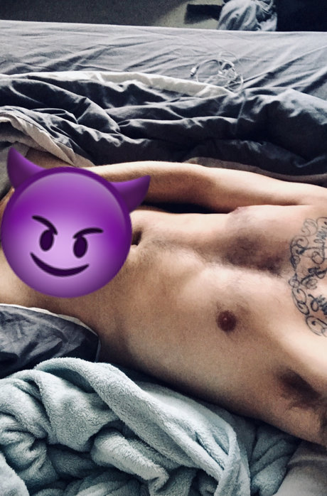 Nacktes geleaktes OnlyFans-Foto von Frank
