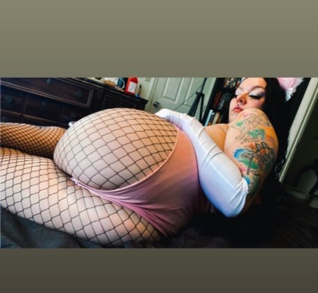 Nacktes geleaktes OnlyFans-Foto von Queenb