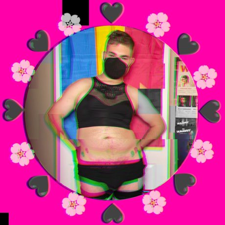 Nacktes geleaktes OnlyFans-Foto von Sub Bb Boy