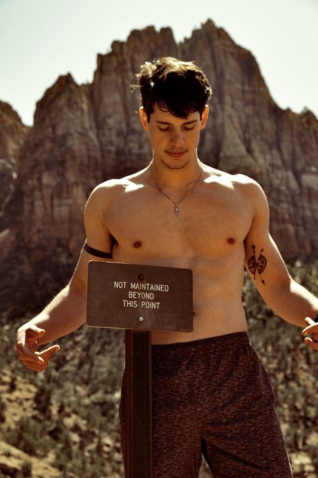 Nacktes geleaktes OnlyFans-Foto von Hunter Cone