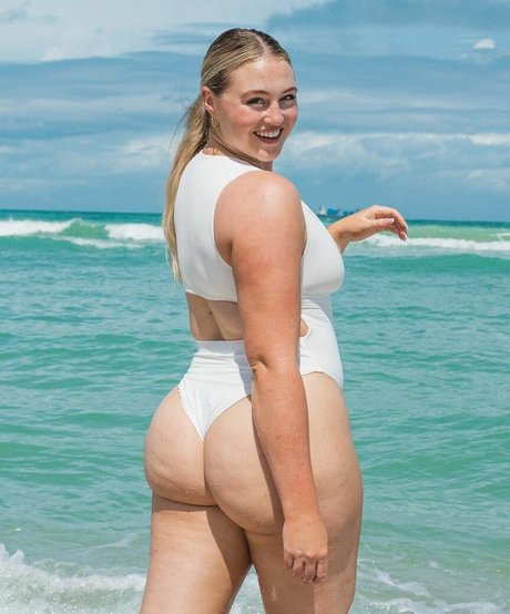 Iskra Lawrence