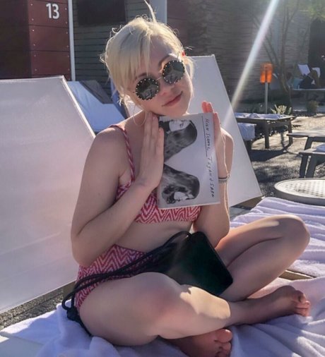 Nacktes geleaktes OnlyFans-Foto von Carly Rae Jepsen