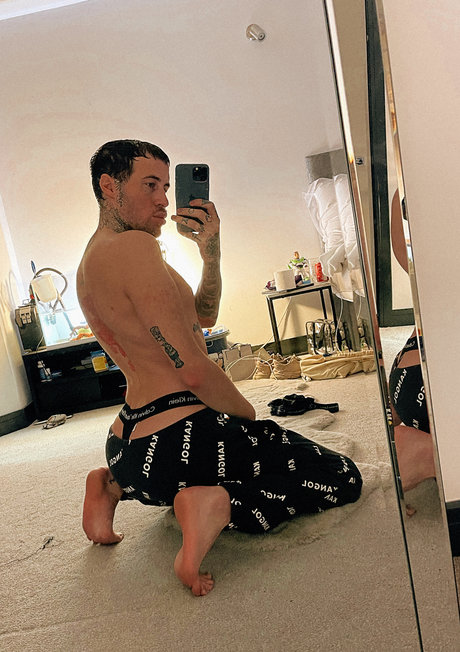 Nacktes geleaktes OnlyFans-Foto von Joel