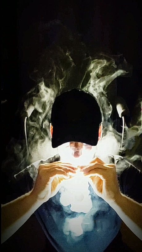 Nacktes geleaktes OnlyFans-Foto von Cloudy Canadian