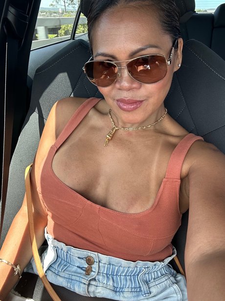 Sexy Candice Emerson