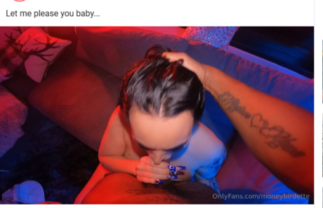 Nacktes geleaktes OnlyFans-Foto von Flowerbomb