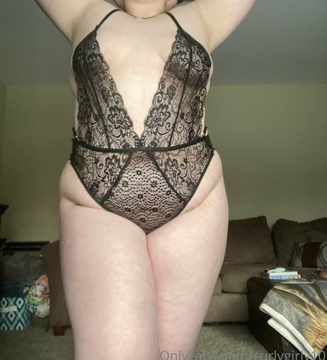 Curlygirly10