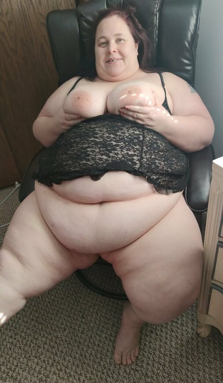 Juicybootybbw