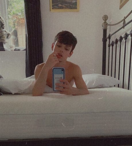 Nacktes geleaktes OnlyFans-Foto von Robyd