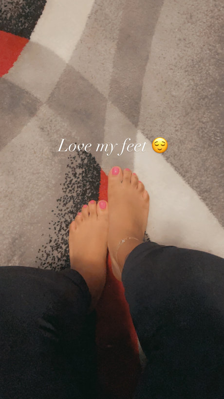 Prettycuddlefeet