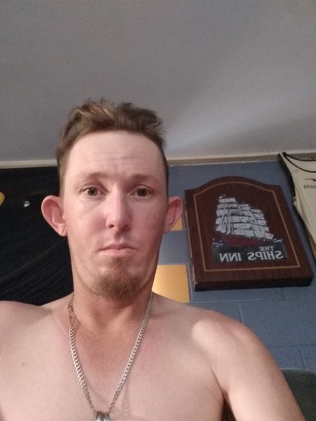 Nacktes geleaktes OnlyFans-Foto von Discotreats