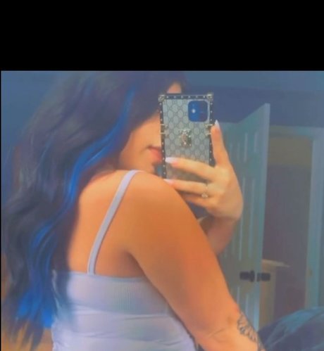 Nacktes geleaktes OnlyFans-Foto von Ashley Marie