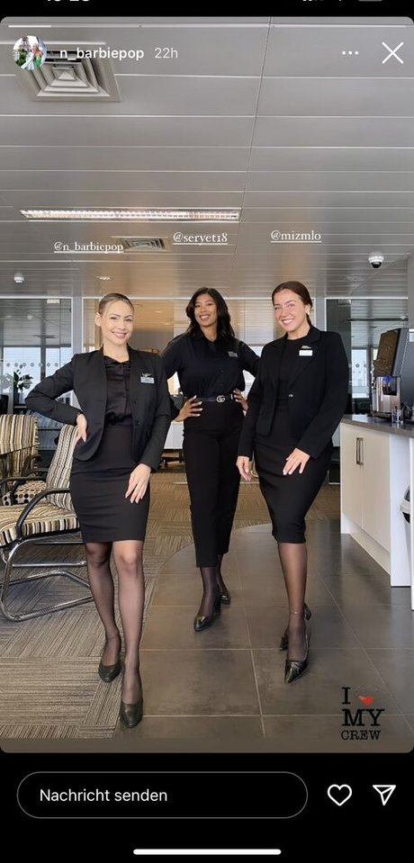 Allaboutfeetandnylons