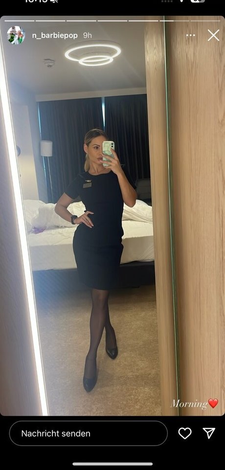 Allaboutfeetandnylons