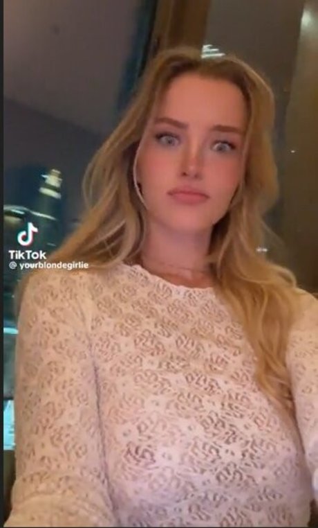 Yourblondegirlie