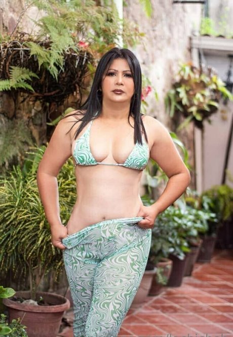 Nacktes geleaktes OnlyFans-Foto von Lachicheb