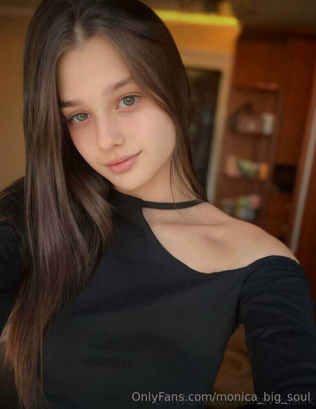 Monicabigsoul