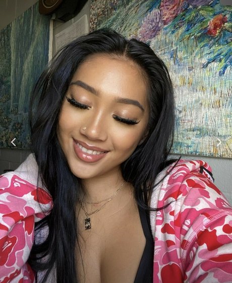 Nacktes geleaktes OnlyFans-Foto von Katana Kiyama