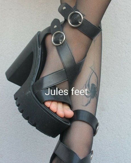 Jules Feet