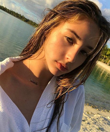 Scarlet Rose Stallone