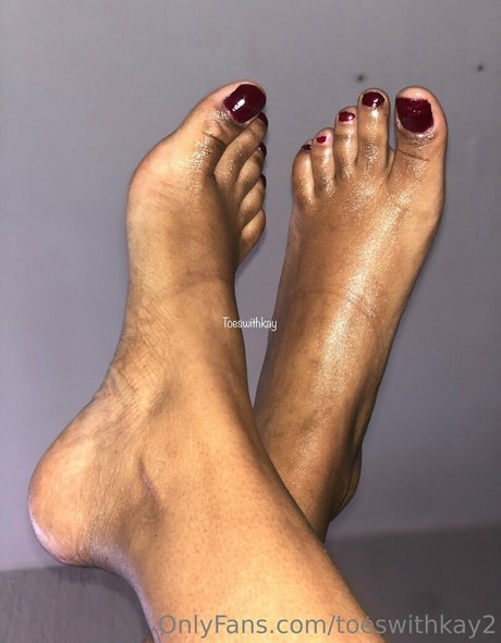Toeswithkay2