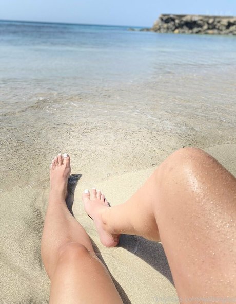 Nacktes geleaktes OnlyFans-Foto von Walkingaia