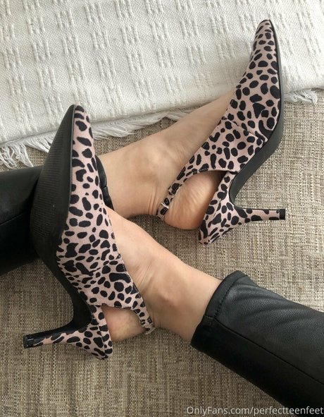 Perfectteenfeet