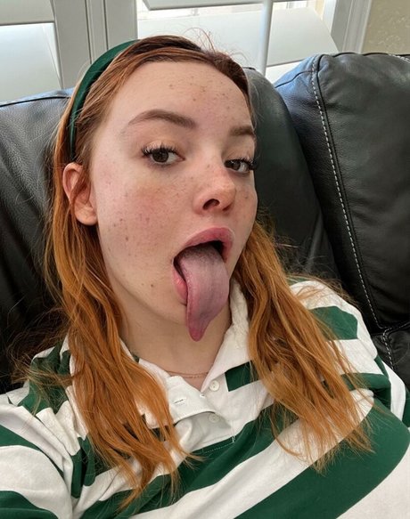 Long Tongue Fetish