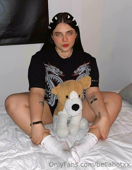 Bellahotxx