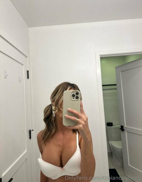 Nacktes geleaktes OnlyFans-Foto von Itsbiancaghezzi