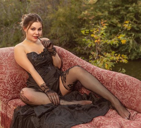 Rachelle Chelle Smith