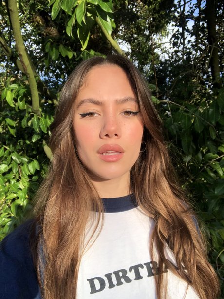 Saoirse Alicia Behzadi