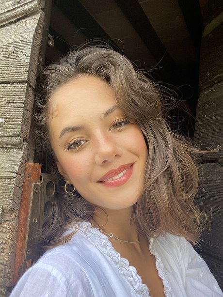 Saoirse Alicia Behzadi